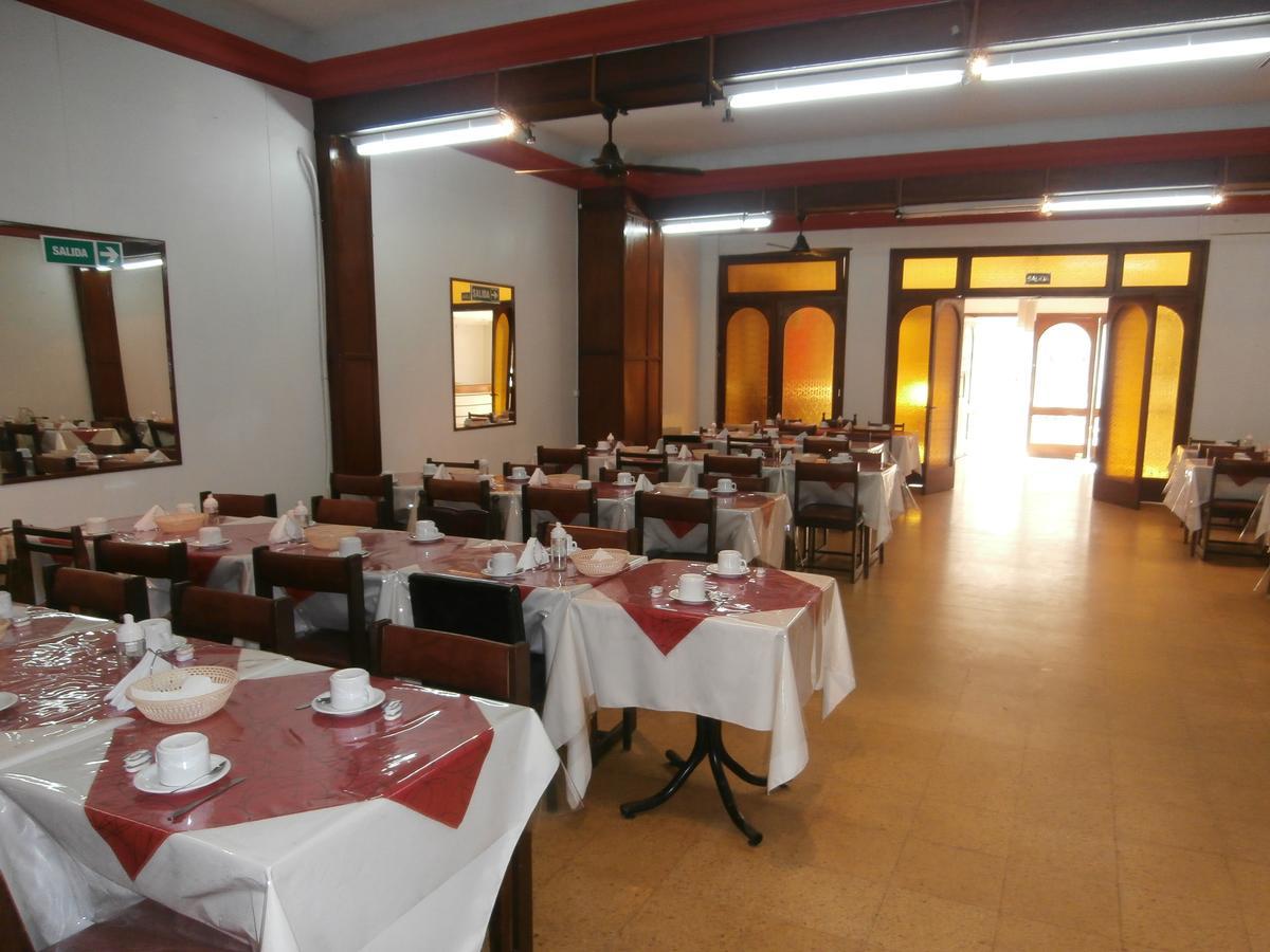 Hotel El Circulo Mar del Plata Exterior photo